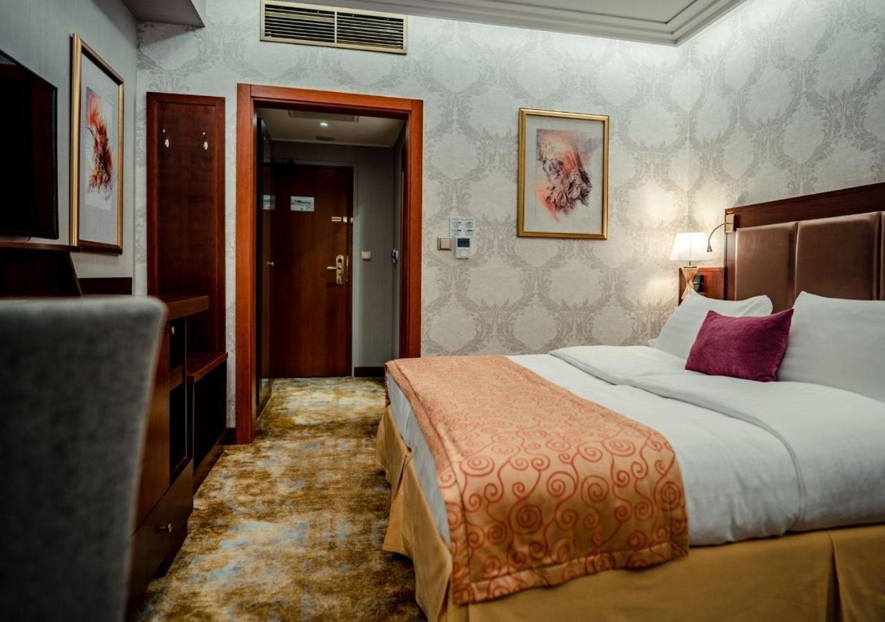 Wellness & Spa Hotel Kaskady Sliač Esterno foto
