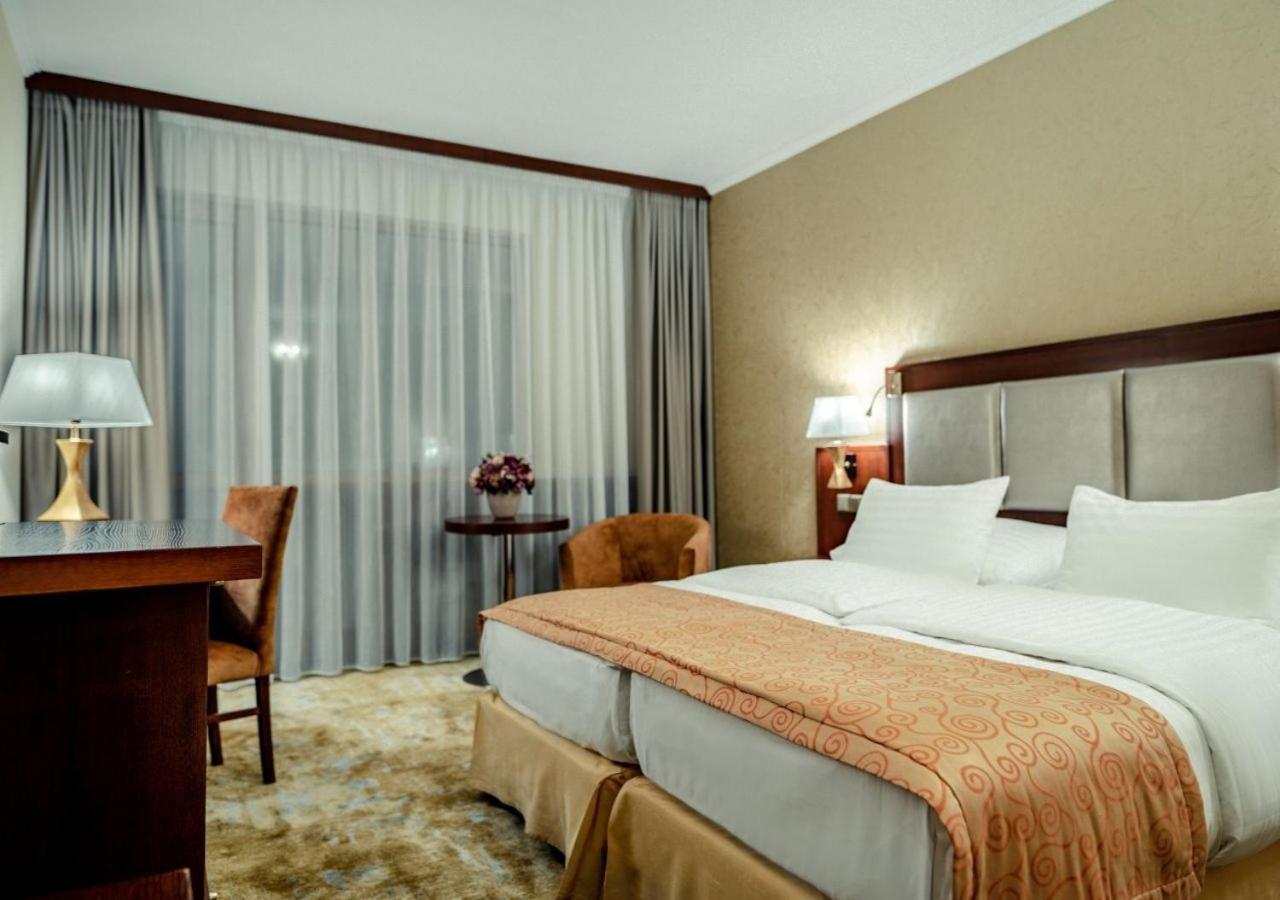Wellness & Spa Hotel Kaskady Sliač Esterno foto