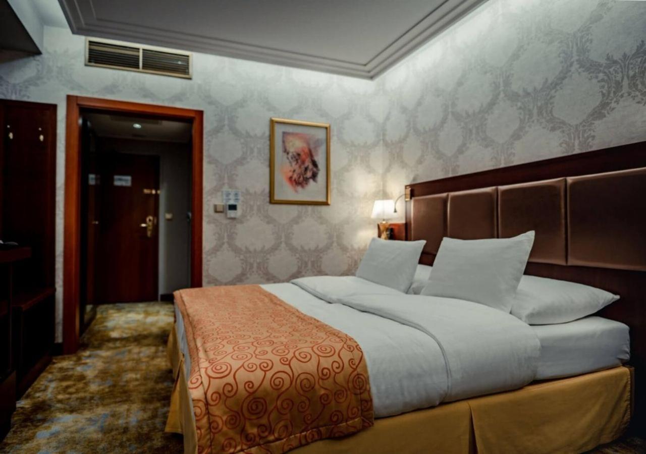 Wellness & Spa Hotel Kaskady Sliač Esterno foto