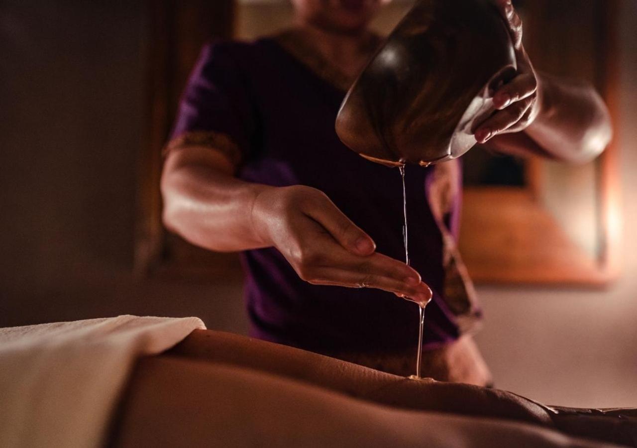 Wellness & Spa Hotel Kaskady Sliač Esterno foto