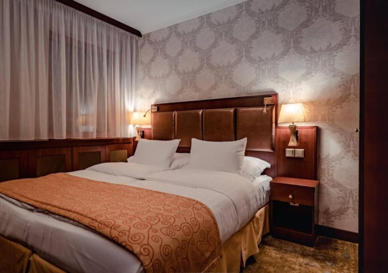 Wellness & Spa Hotel Kaskady Sliač Esterno foto